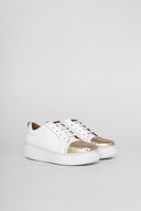 Sneakers Cloud Ruby White Gold Studs